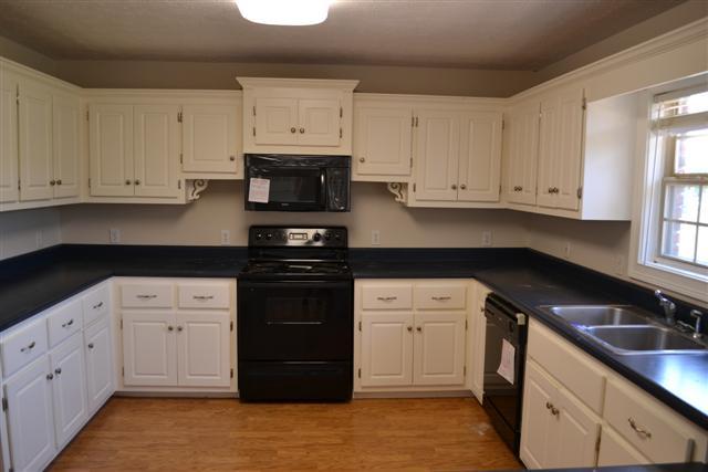 222 Strawberry Ridge Manchester, TN 37355 - Photo 4 of 13