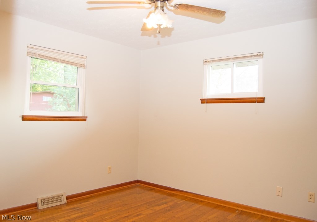 226 Habant Road Amherst, OH 44001 - Photo 18 of 32 Gallery Image 18