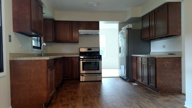 2858 Walnut Road Homewood, IL 60430 - Photo 10 of 22