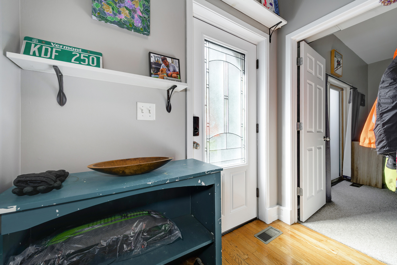 1359 West Fillmore Street, Unit A Chicago, IL 60607 - Photo 16 of 19 a room with furniture and a potted plant