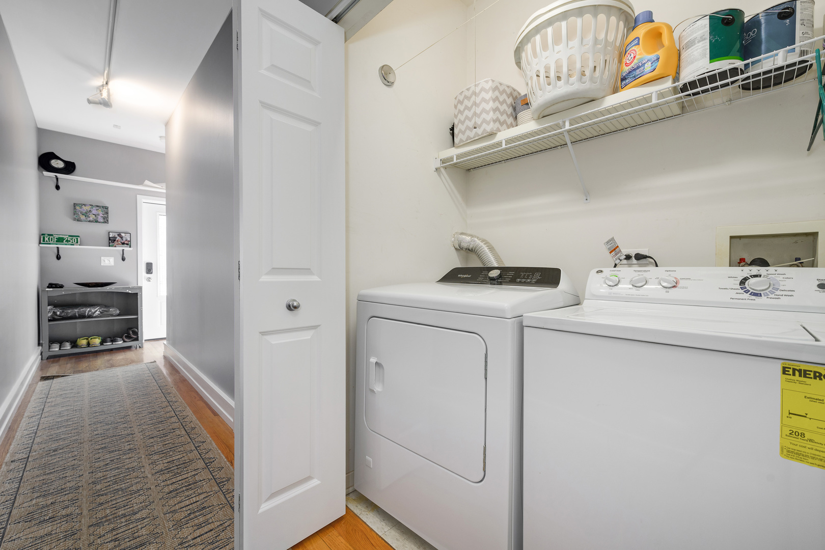 1359 West Fillmore Street, Unit A Chicago, IL 60607 - Photo 17 of 19 a utility room with dryer and washer