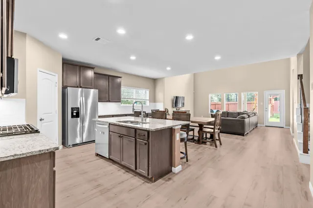 $449,000 | 14388 Zion Gate Crossing, Conroe, TX 77384