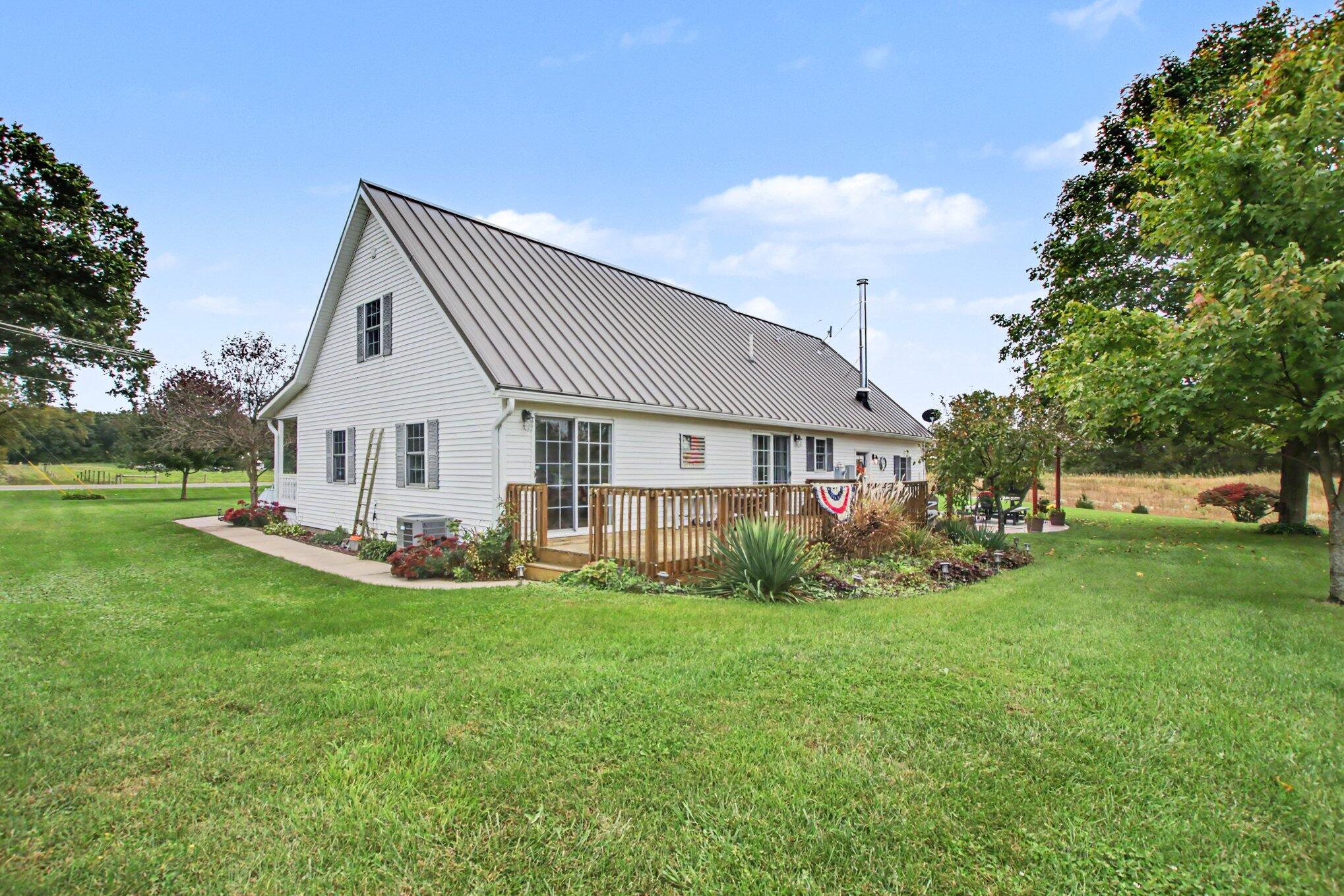 63010 Youngs Prairie Road Constantine, MI 49042 - Photo 32 of 40 037_file_4234