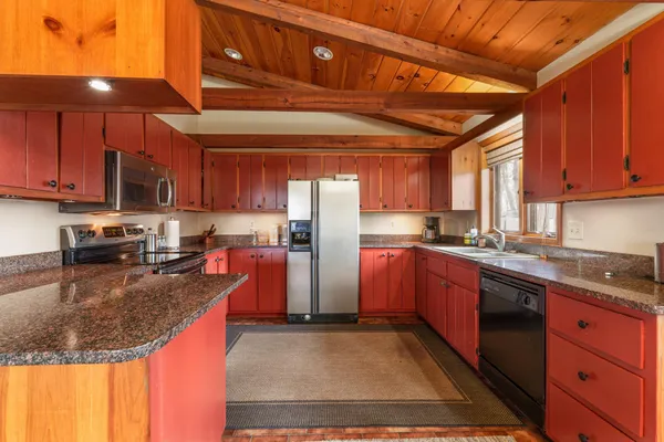 $487,000 | 487 Shorewood Drive, Detroit Lakes, MN 56501