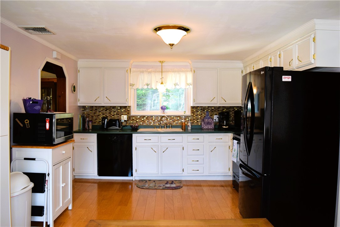 43 Kulas Road West Warwick, RI 02893 - Photo 23 of 32