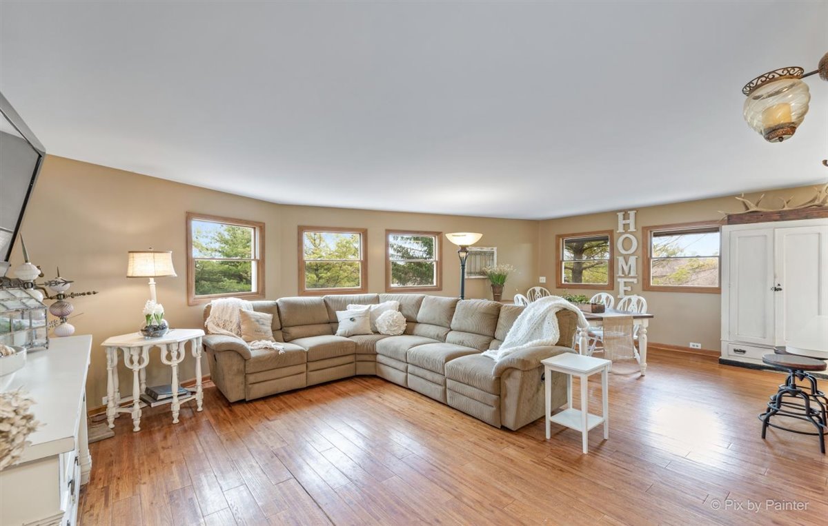 41W381 Lenz Road Elgin, IL 60124 - Photo 18 of 60