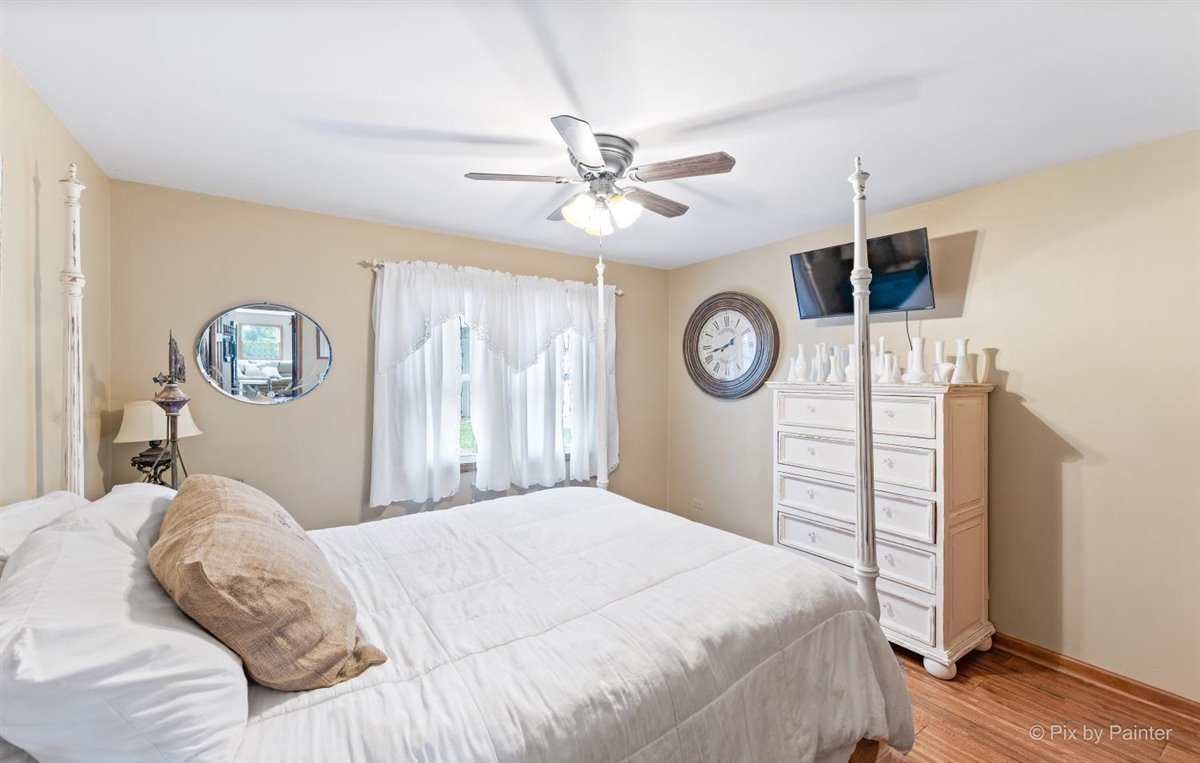 41W381 Lenz Road Elgin, IL 60124 - Photo 27 of 60