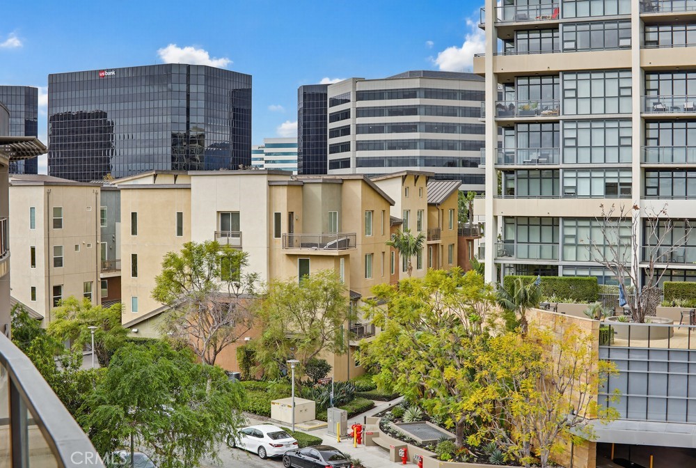 402 Rockefeller, Unit 418 Irvine, CA 92612 - Photo 8 of 74