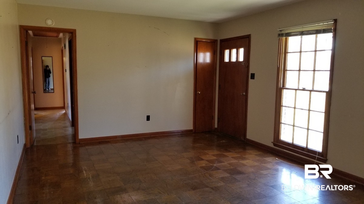 116 Bouler Avenue Bay Minette, AL 36507 - Photo 5 of 8