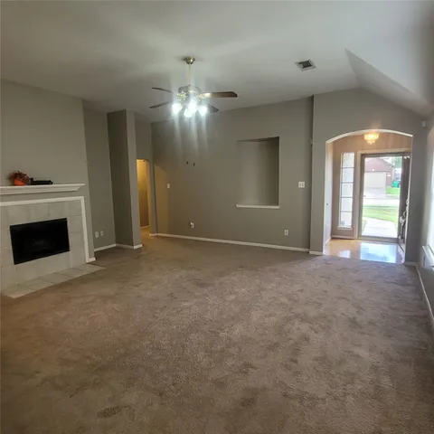 $1,950 | 1411 Hunter Ridge Court, Fresno, TX 77545