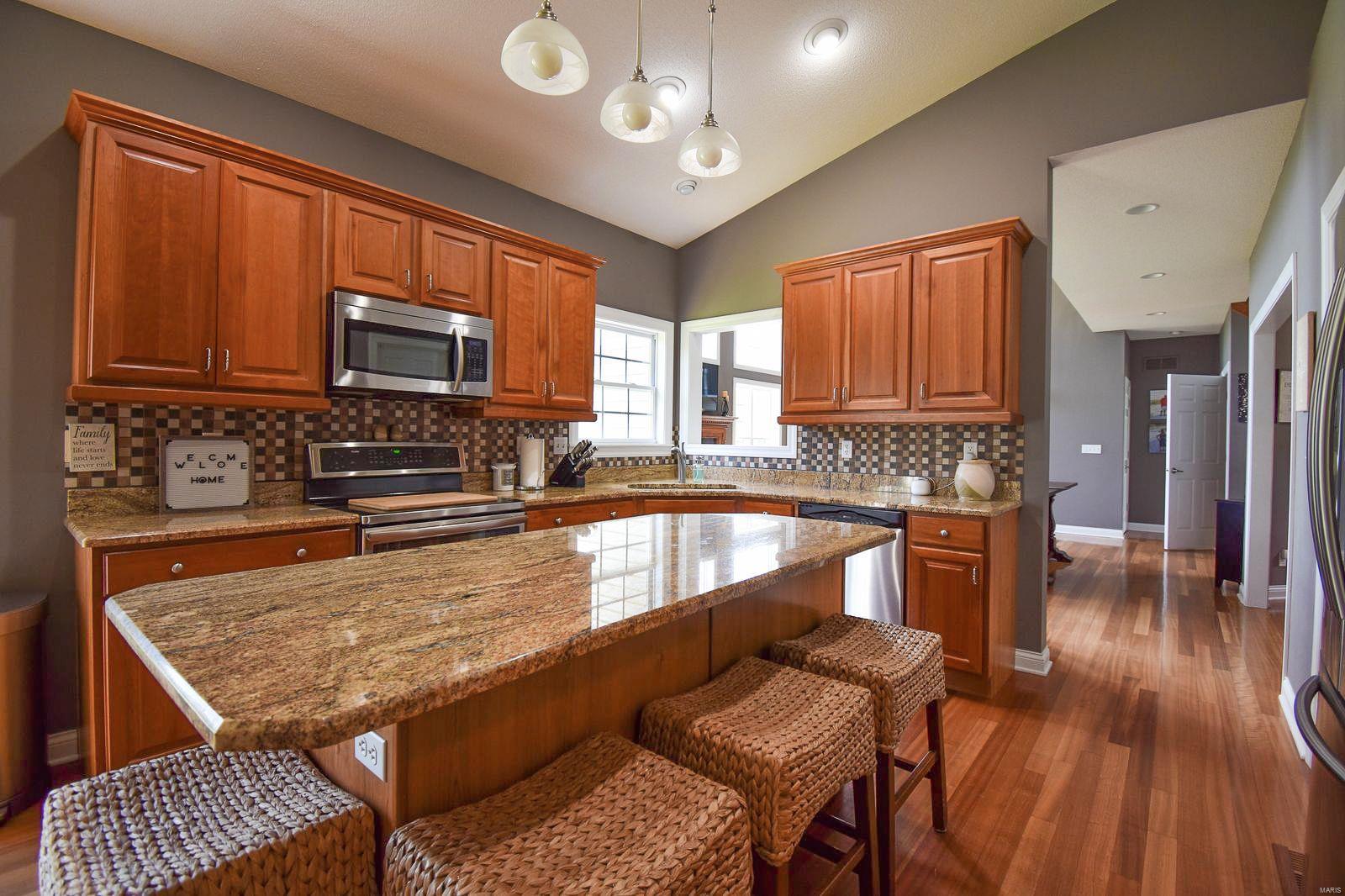8418 Timber Ridge Drive Edwardsville, IL 62025 - Photo 11 of 73