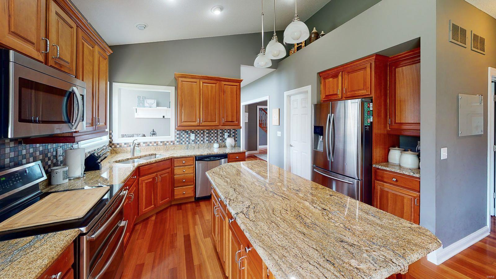 8418 Timber Ridge Drive Edwardsville, IL 62025 - Photo 13 of 73