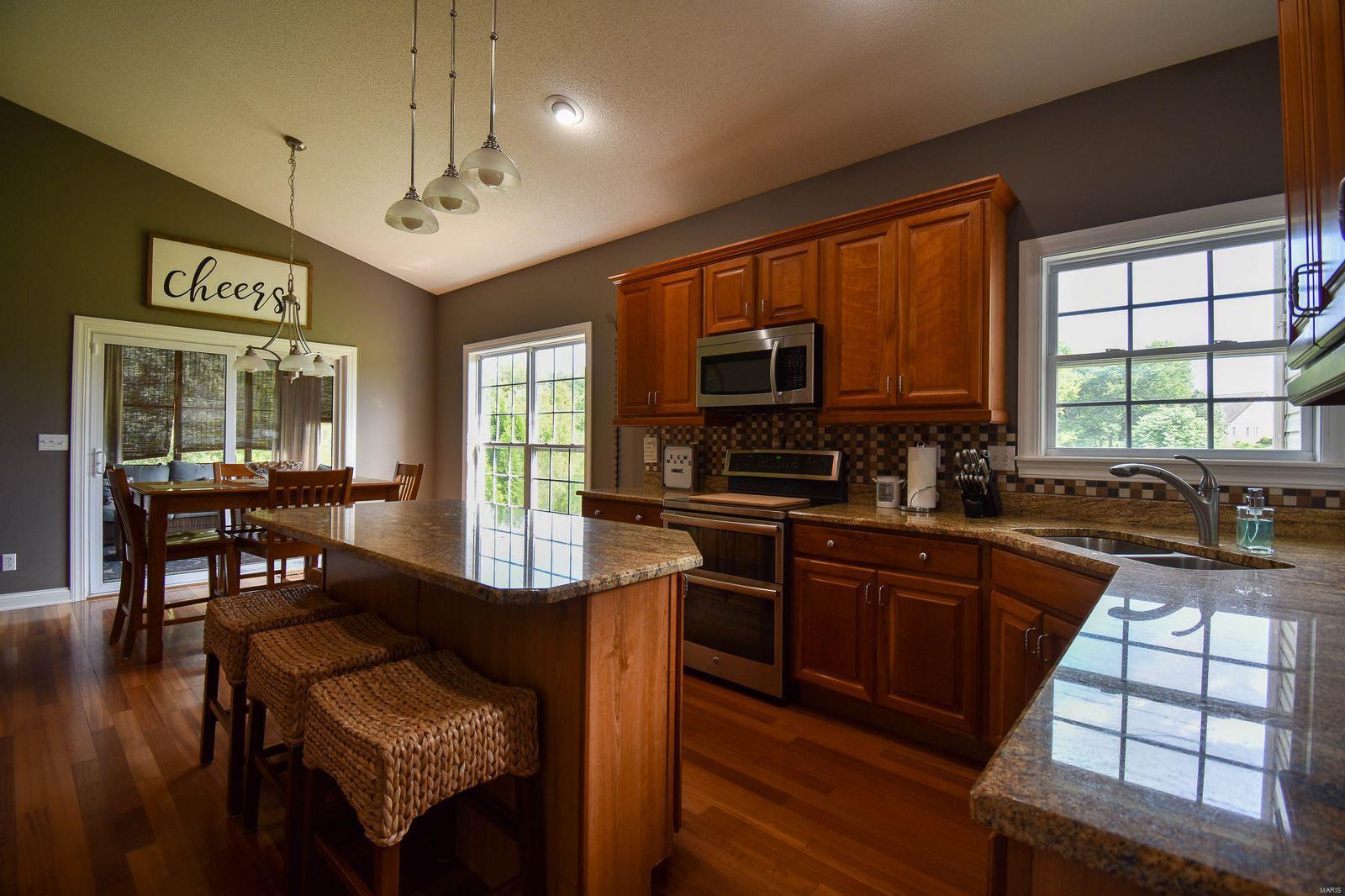 8418 Timber Ridge Drive Edwardsville, IL 62025 - Photo 10 of 73