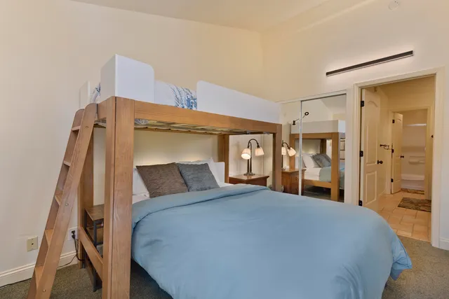 $769,000 | 895 Canyon Boulevard, Unit 78, Mammoth Lakes, CA 93546