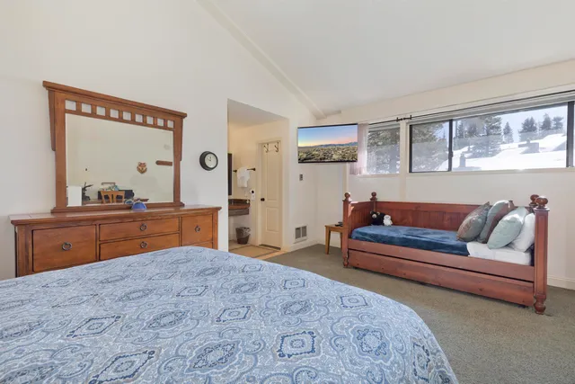 $769,000 | 895 Canyon Boulevard, Unit 78, Mammoth Lakes, CA 93546