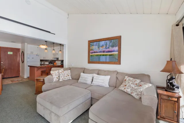 $769,000 | 895 Canyon Boulevard, Unit 78, Mammoth Lakes, CA 93546