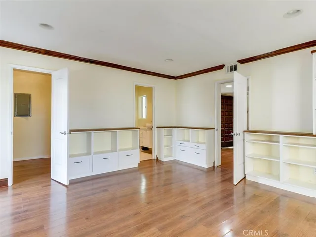 $10,995 | 834 15th Street, Hermosa Beach, CA 90254