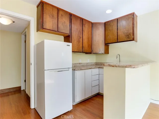 $10,995 | 834 15th Street, Hermosa Beach, CA 90254