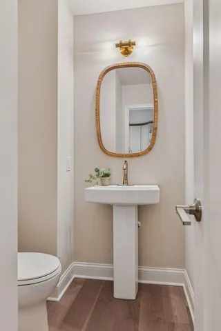 $640,000 | 3054 Boone Avenue South, St. Louis Park, MN 55426