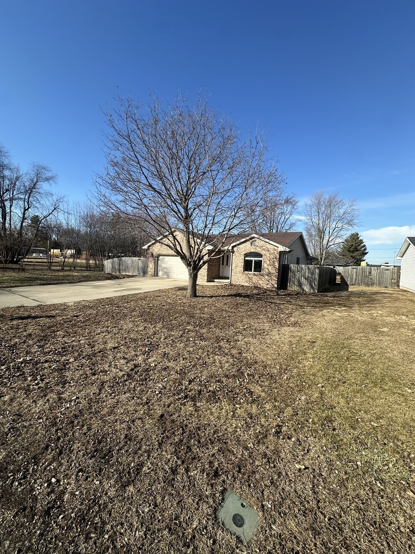 902 East Washington Street Le Roy, IL 61752 - Photo 2 of 22