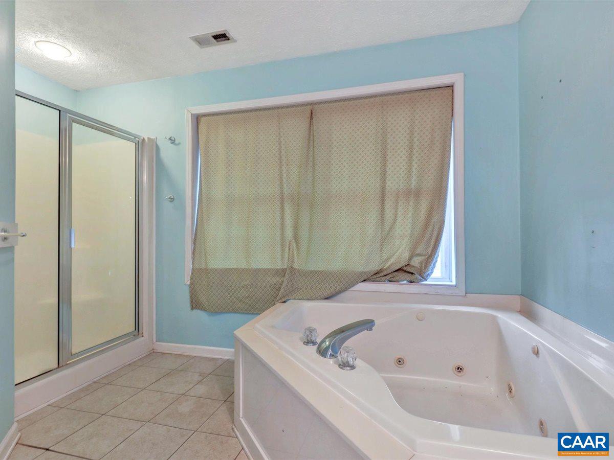 3775 County Line Road Kents Store, VA 23084 - Photo 15 of 48