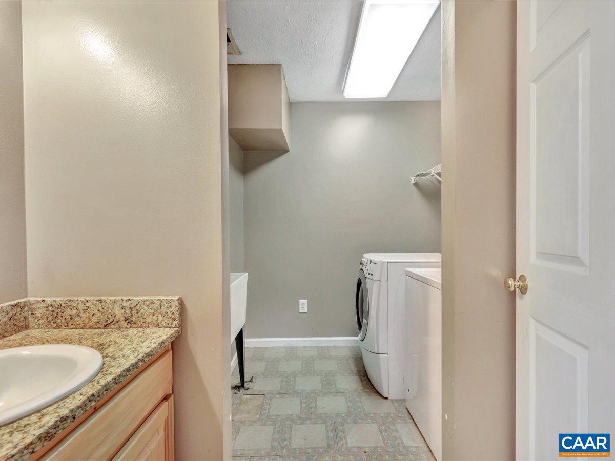 3775 County Line Road Kents Store, VA 23084 - Photo 21 of 48