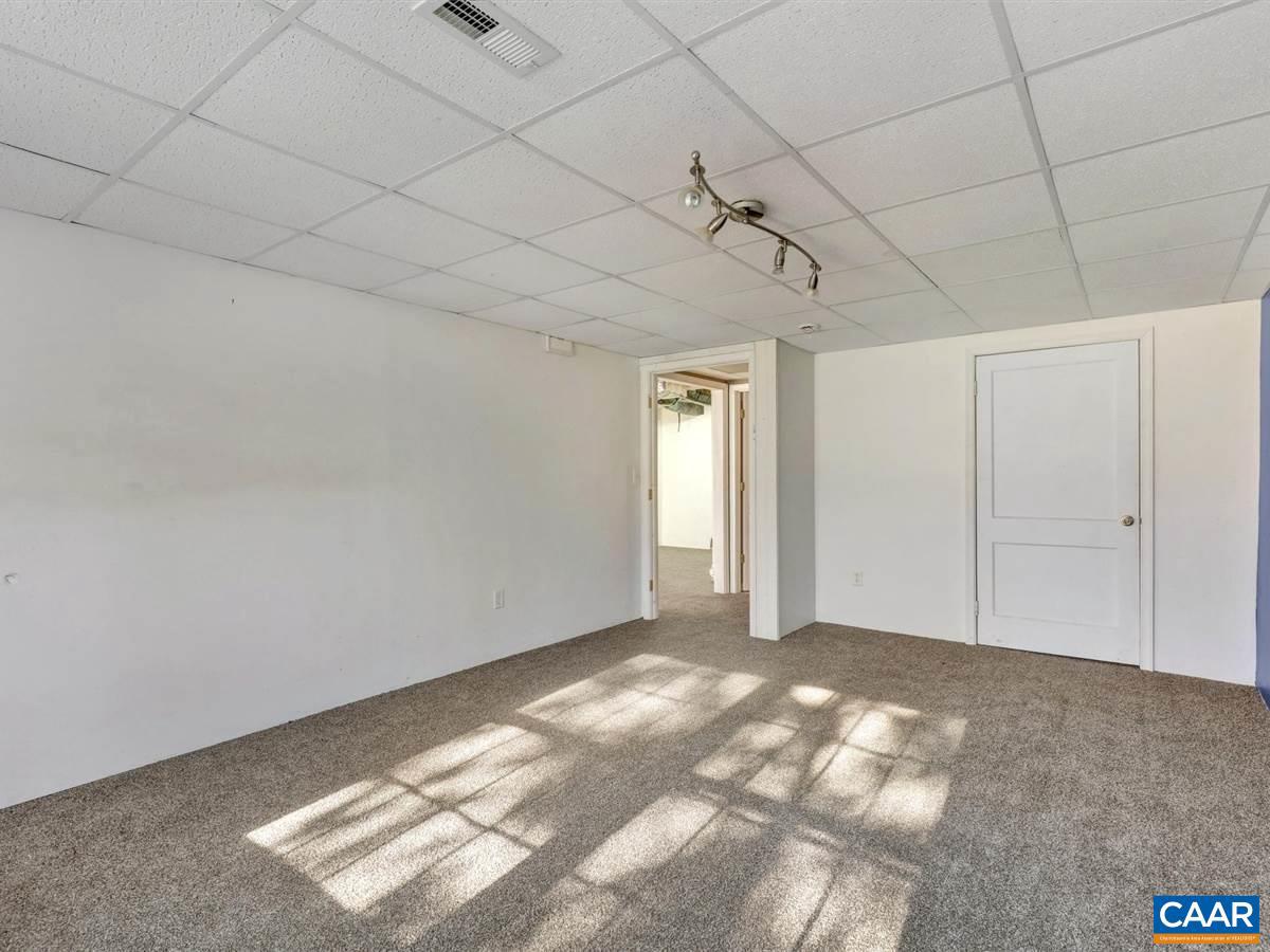 3775 County Line Road Kents Store, VA 23084 - Photo 33 of 48