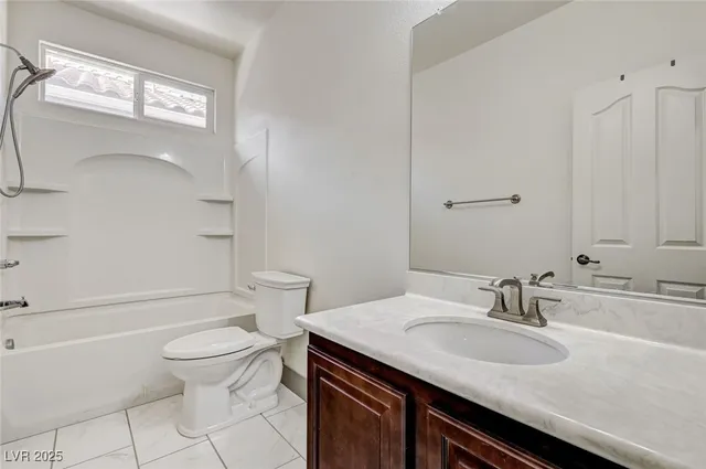 $2,300 | 6935 Galeria Posada Avenue, Las Vegas, NV 89179