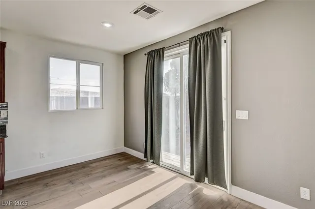 $2,300 | 6935 Galeria Posada Avenue, Las Vegas, NV 89179