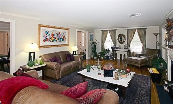 5 Colonial Way Weston, MA 02493 - Photo 11 of 21 Gallery Image 11