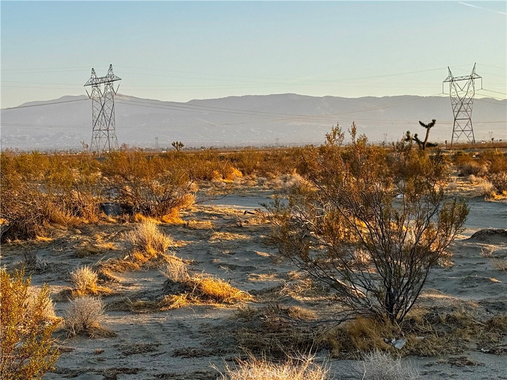 4595 Sandstone Road Phelan, CA 92371 - Photo 2 of 7 a view of a city