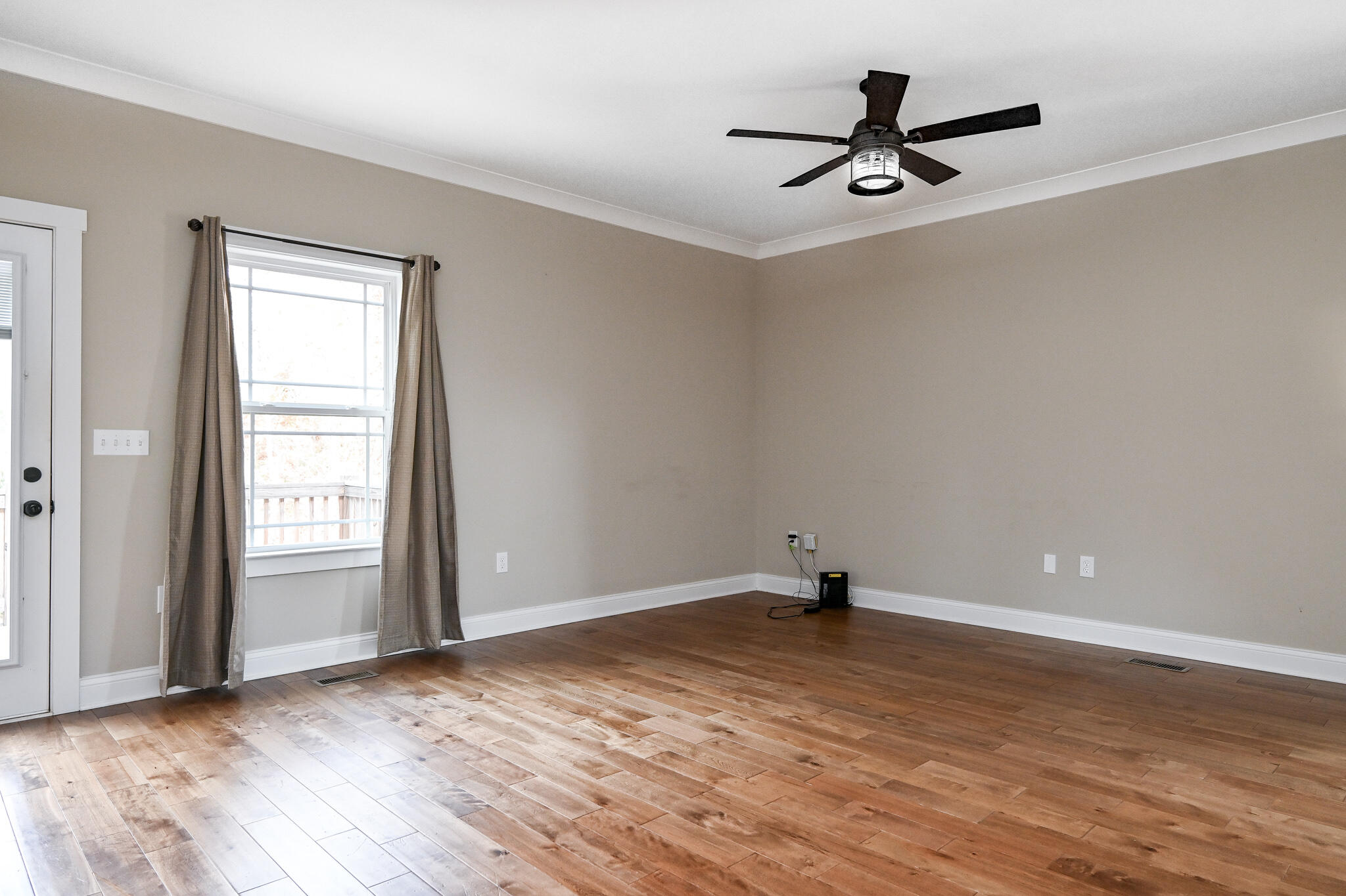188 Winesap Way Southwest Cleveland, TN 37311 - Photo 13 of 48 Living Room