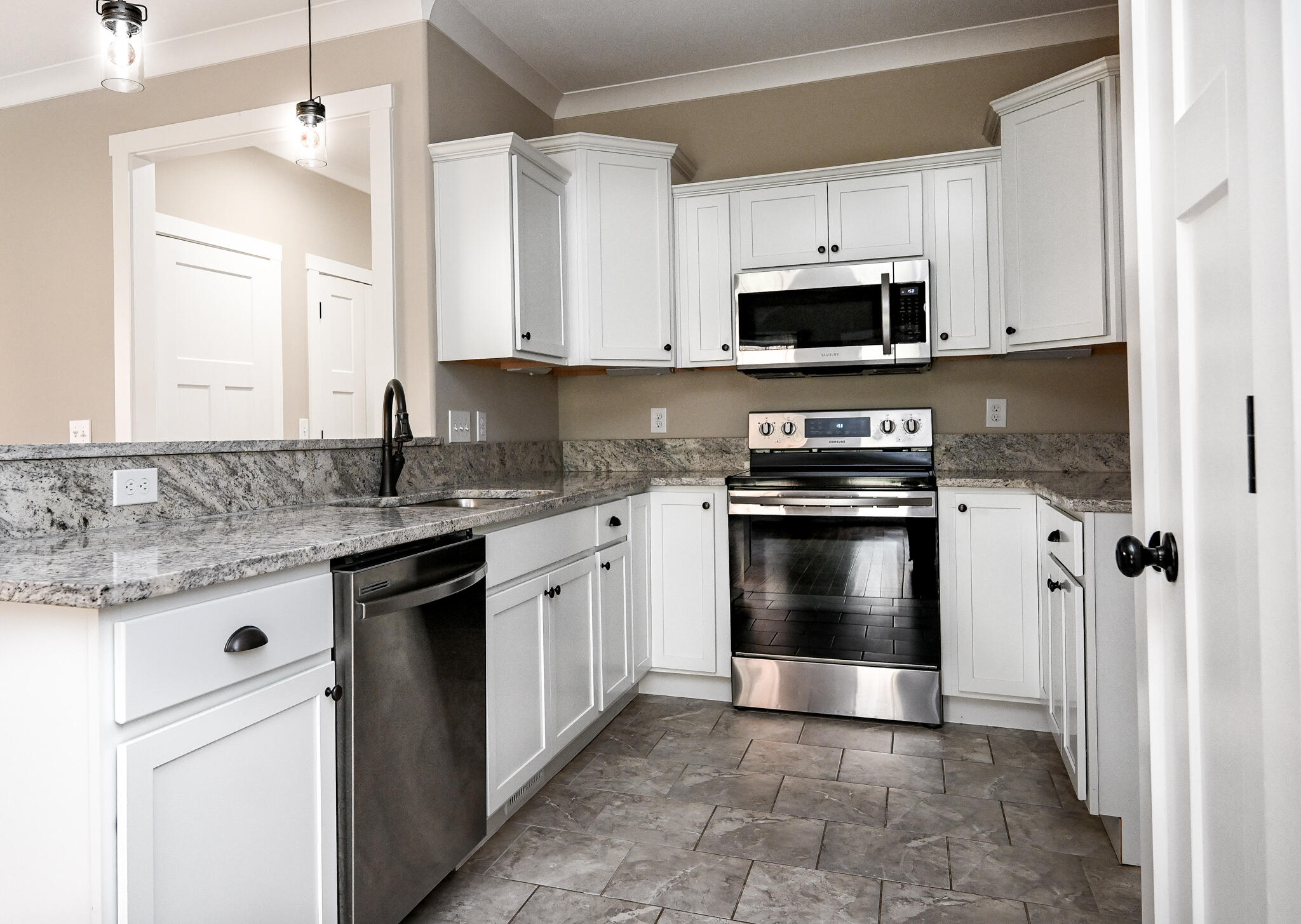 188 Winesap Way Southwest Cleveland, TN 37311 - Photo 18 of 48 Kitchen