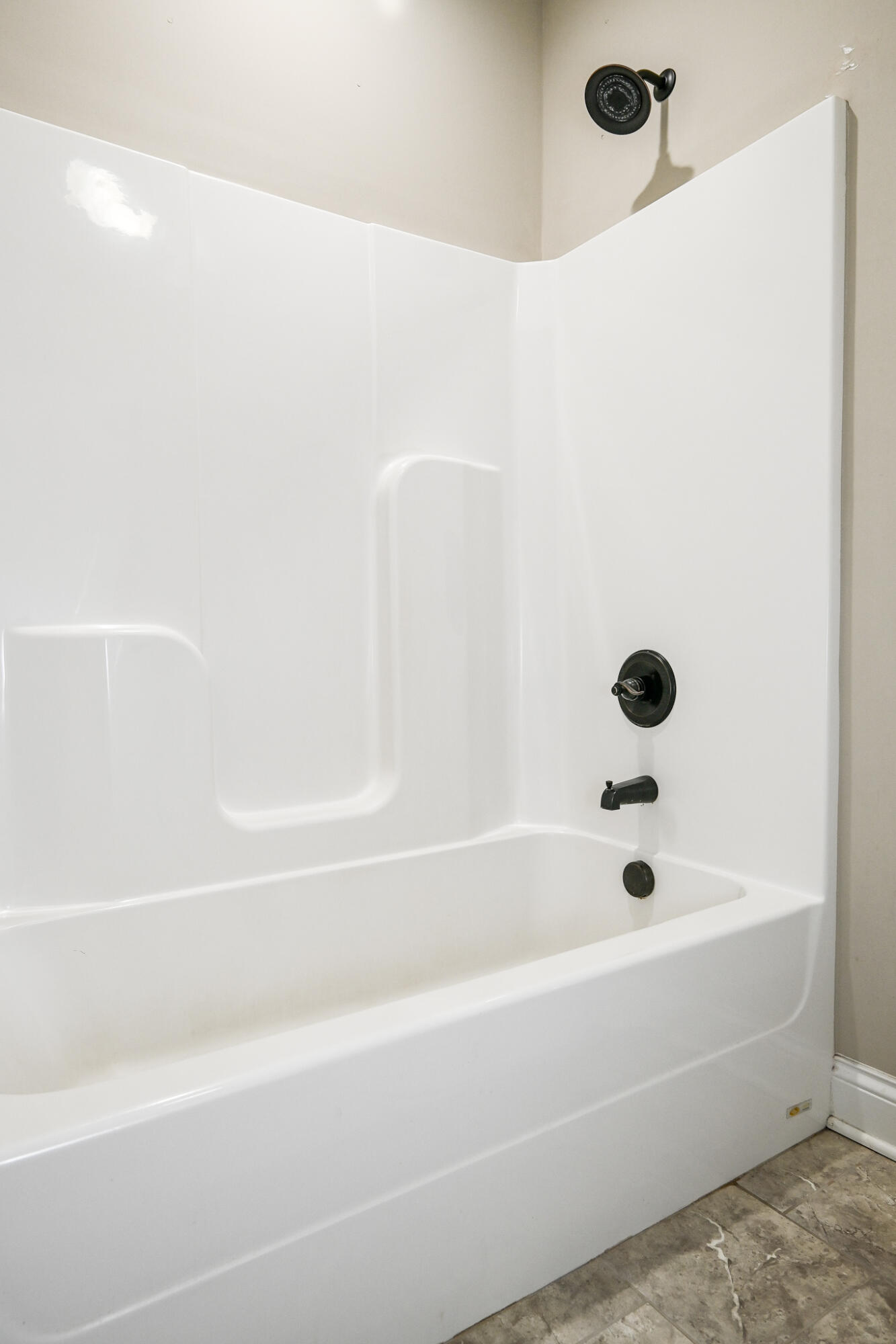 188 Winesap Way Southwest Cleveland, TN 37311 - Photo 30 of 48 Master Bath