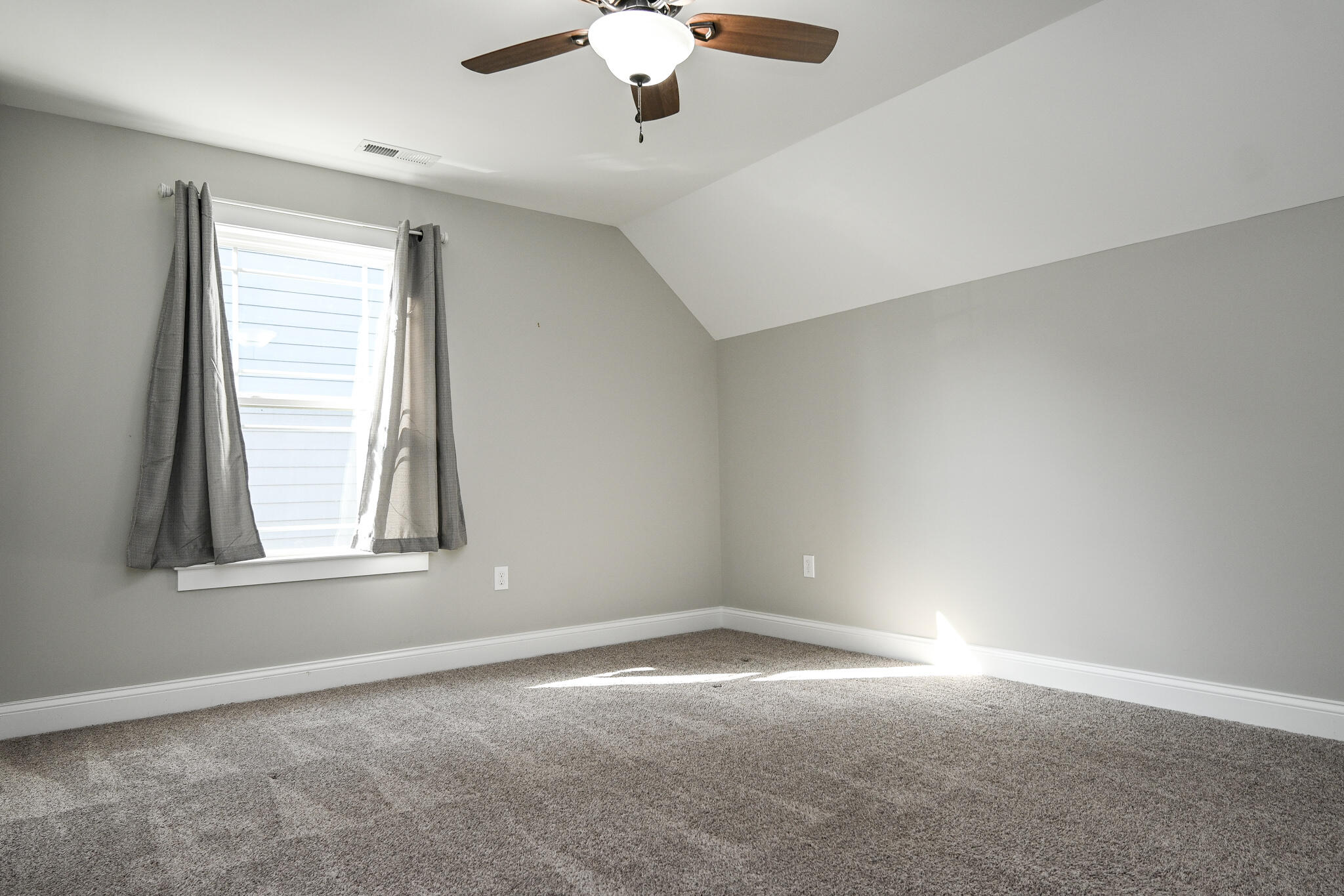 188 Winesap Way Southwest Cleveland, TN 37311 - Photo 40 of 48 Guest Bedroom