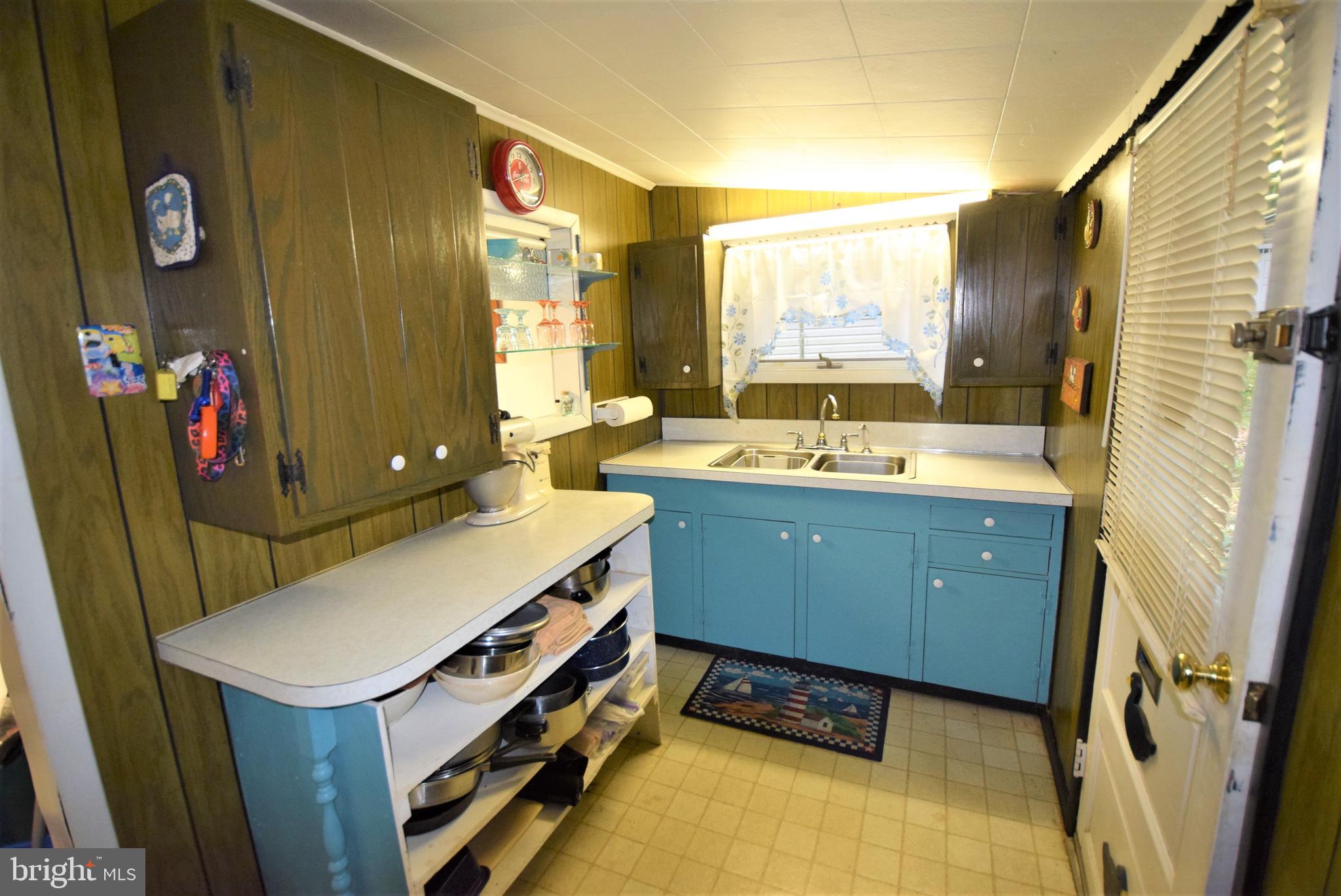 468 Peach Bottom Road Delta, PA 17314 - Photo 9 of 47 Kitchen- cabinet and under counter storage