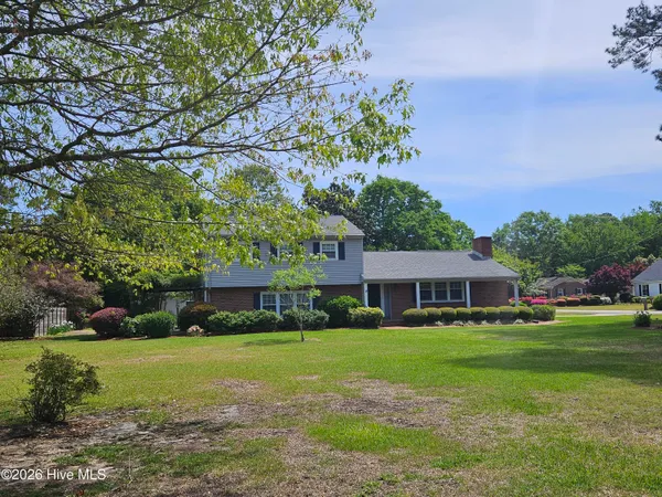 $349,000 | 200 Coharie Drive, Clinton, NC 28328