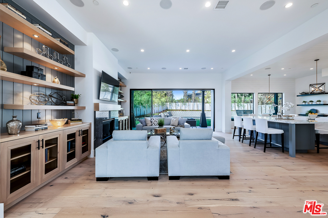 3025 Arrowhead Drive Los Angeles, CA 90068 - Photo 15 of 52