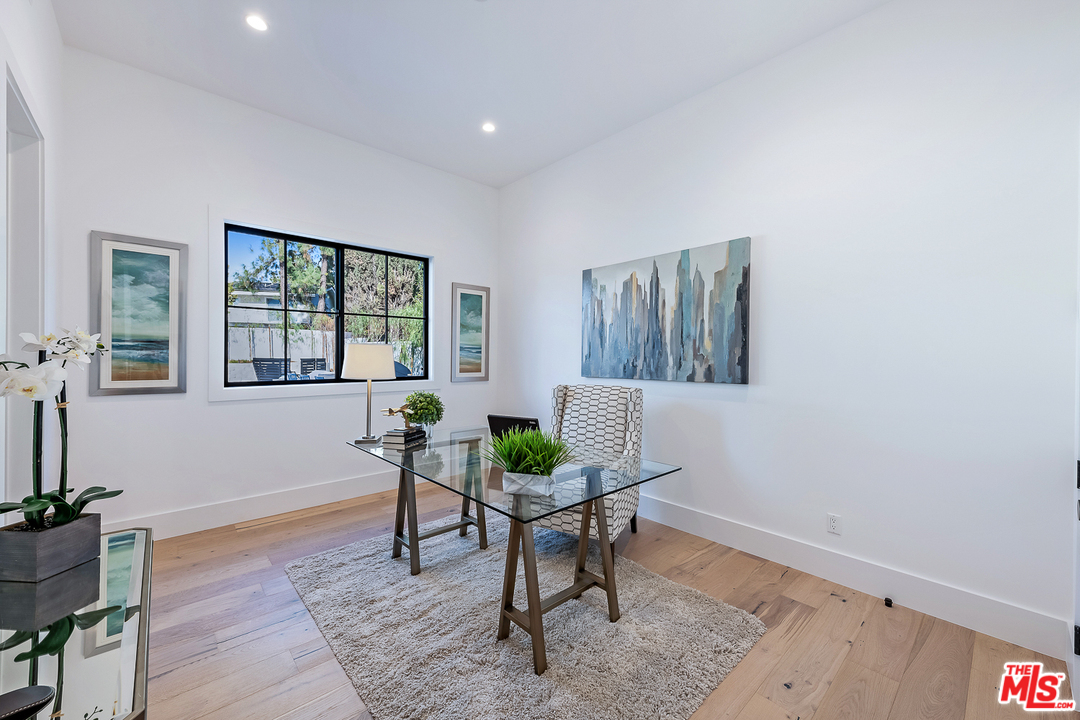 3025 Arrowhead Drive Los Angeles, CA 90068 - Photo 26 of 52