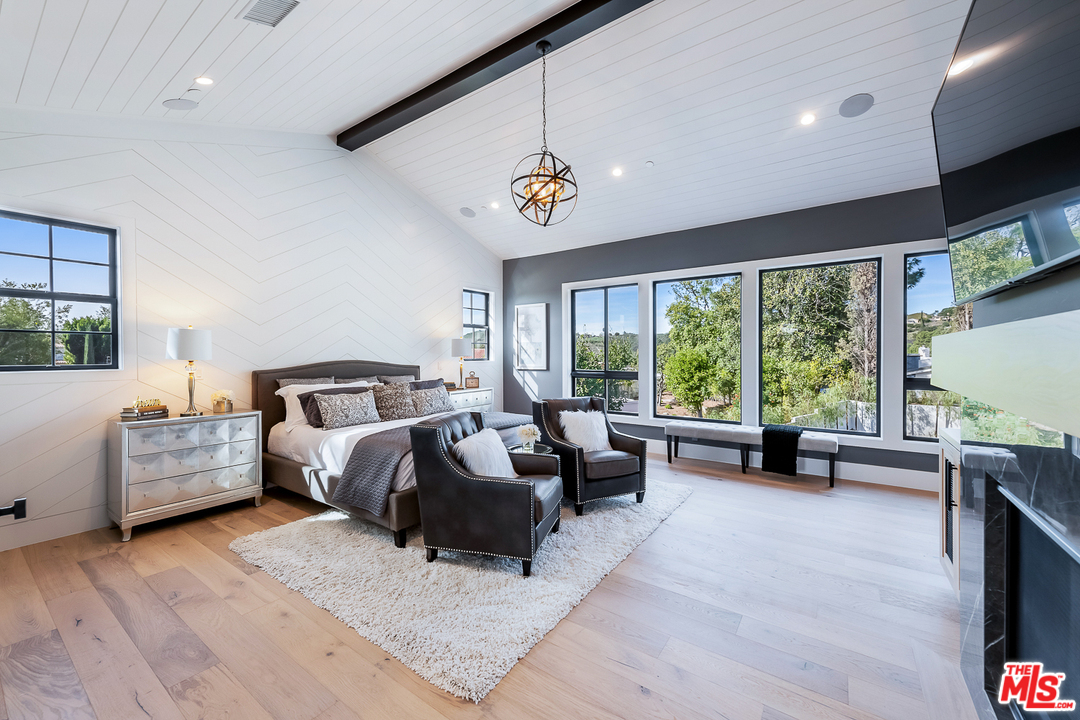 3025 Arrowhead Drive Los Angeles, CA 90068 - Photo 29 of 52