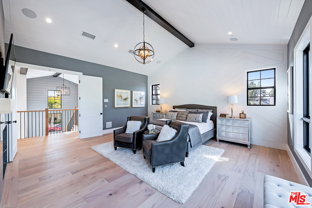 3025 Arrowhead Drive Los Angeles, CA 90068 - Photo 30 of 52