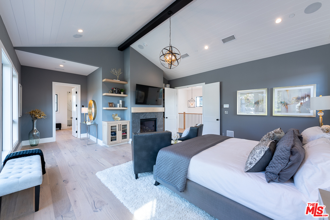 3025 Arrowhead Drive Los Angeles, CA 90068 - Photo 31 of 52