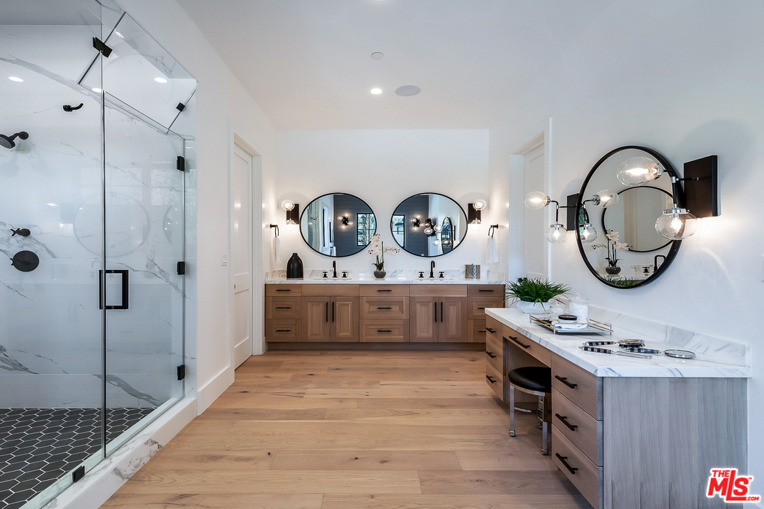 3025 Arrowhead Drive Los Angeles, CA 90068 - Photo 32 of 52