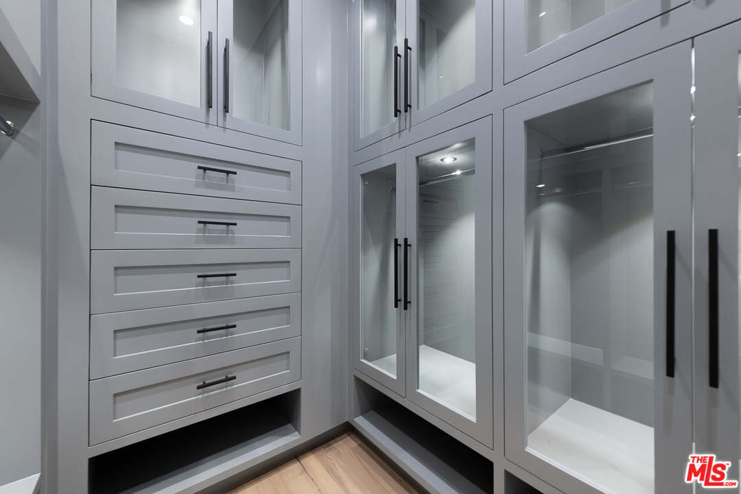 3025 Arrowhead Drive Los Angeles, CA 90068 - Photo 36 of 52