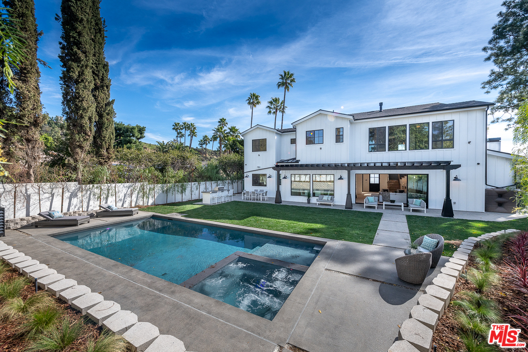 3025 Arrowhead Drive Los Angeles, CA 90068 - Photo 45 of 52