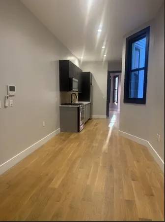 $2,800 | 172 New York Avenue, Unit 1L, Jersey City, NJ 07307