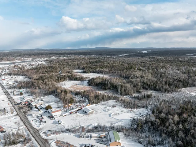 $499,000 | Undisclosed Address, Howland, ME 04448