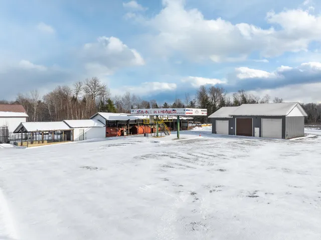 $499,000 | Undisclosed Address, Howland, ME 04448