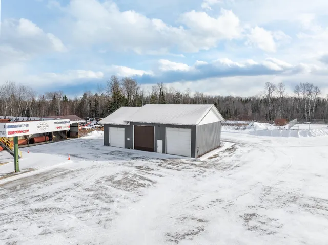 $499,000 | Undisclosed Address, Howland, ME 04448