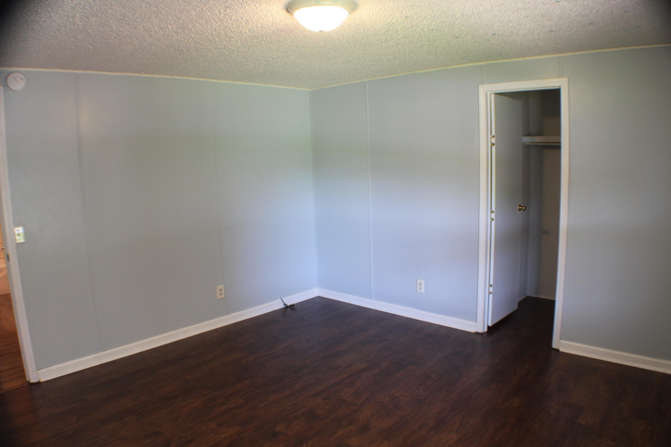 809 New Beason Well Road Kingsport, TN 37660 - Photo 3 of 41 IMG_2070